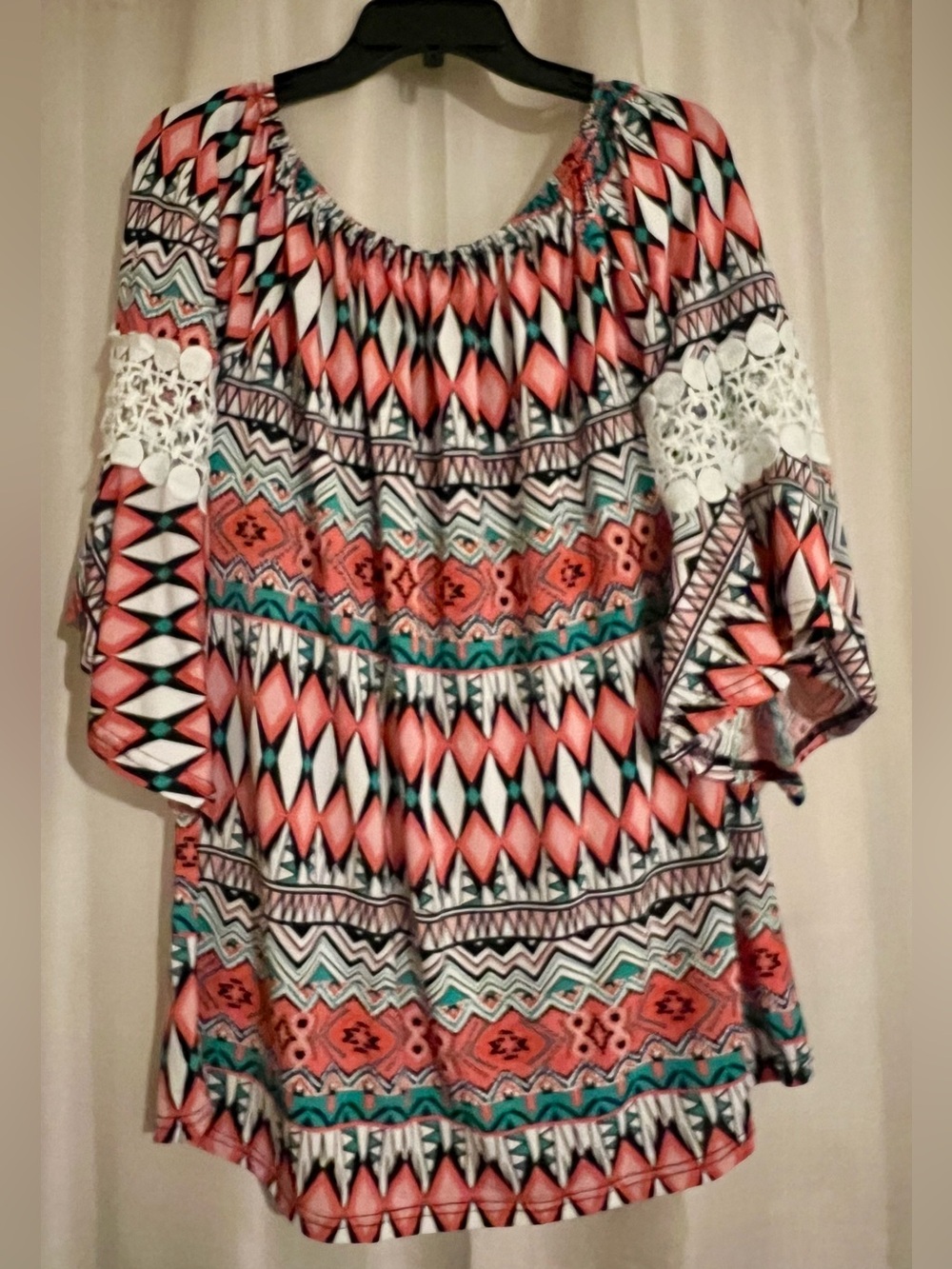 WinWin Women’s L/XL Coral Teal Aztec Boho Tunic Top Crochet Sleeves